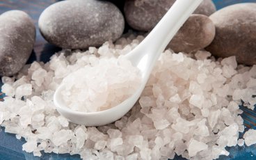 Морская соль может избавить от боли в ушах